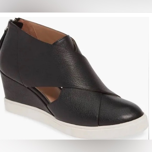 Linea Paolo Faith Wedge Black Leather Comfort Styling Sporty Soles Size 10 - Picture 1 of 9